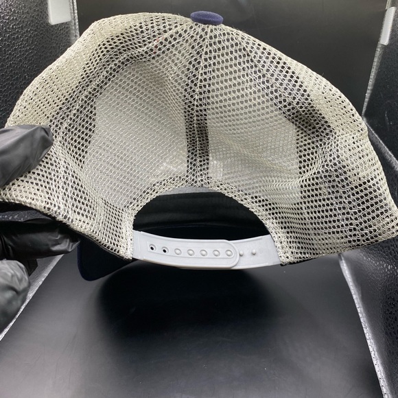 Hat - Picture 4 of 4